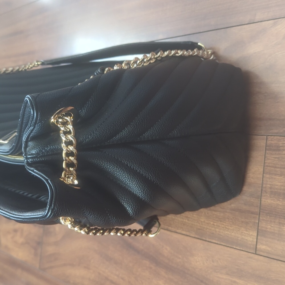 Victoria's Secret Pocketbook - Picture 8 of 13